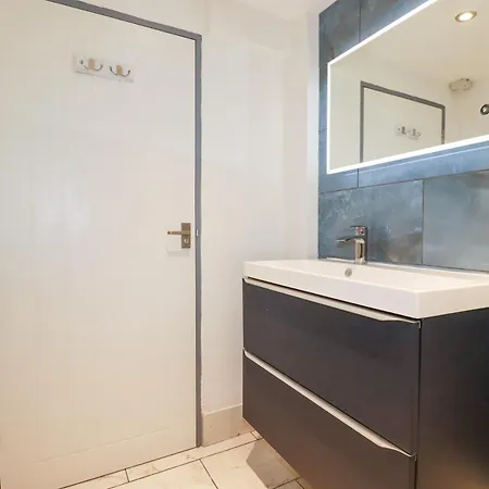 Cubby Hole Apartment Penzance